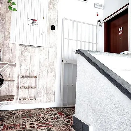 Bright And Quiet In Apartment Malaga